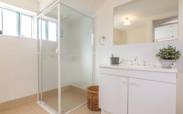 Carrickalinga SeaHaven: Coastal Escape-4BRM - 29 Riverview Drive