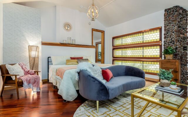 New Park Event Venue & Suites