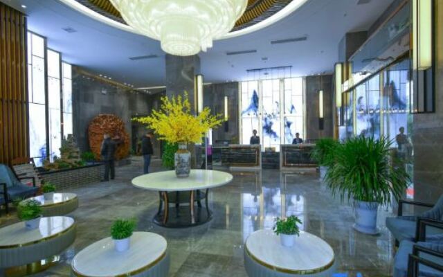 Yijia Grand Hotel