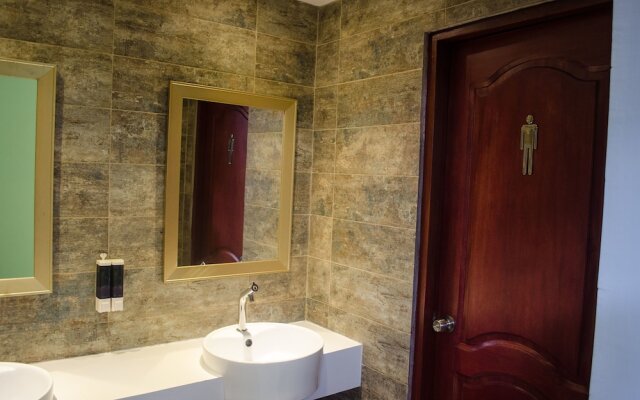 Gess Hotel