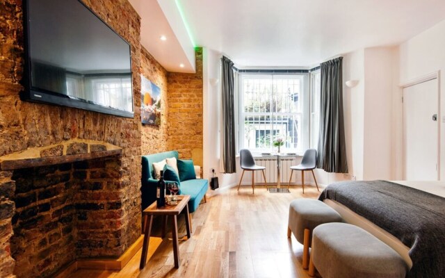 The Lovely Longridge Road Apartment