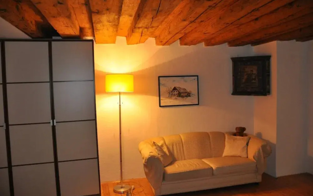 Romantic,central Situated 75m2 Flat