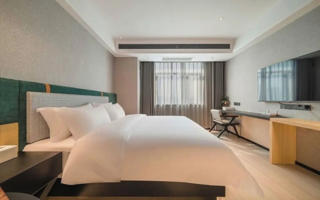 C Station Meisu Hotel