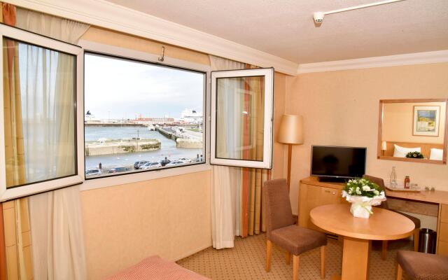 Holiday Inn Calais by IHG