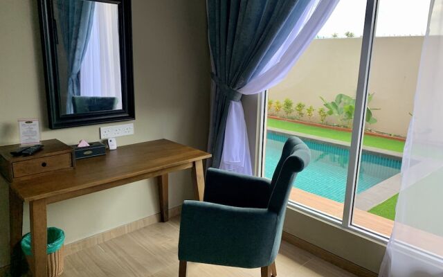 The Paddy Field Pool Villas