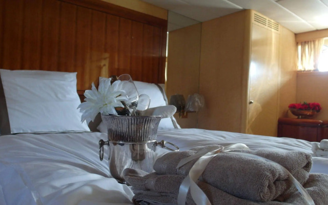 Christina Onassis Yachthotel