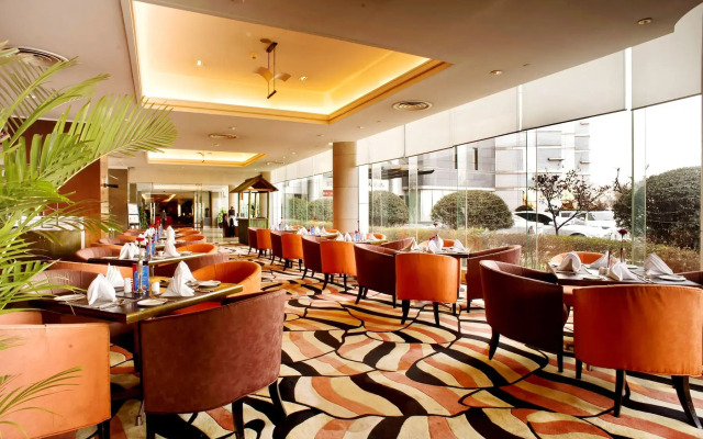 Howard Johnson By Wyndham Ginwa Plaza Hotel Xian