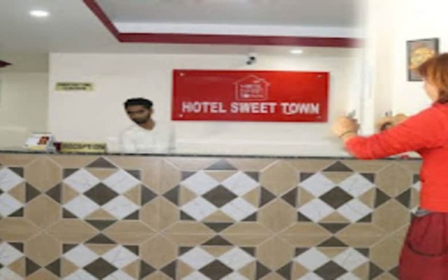 MeroStay 184 Hotel Sweet Town