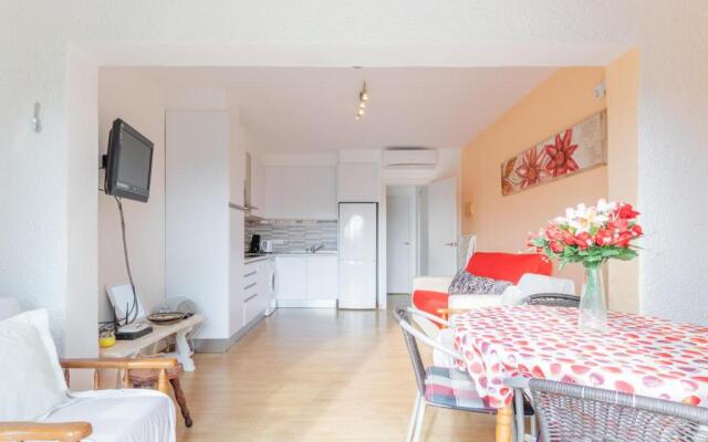 Well equipped 1 Bedroom Bungalow