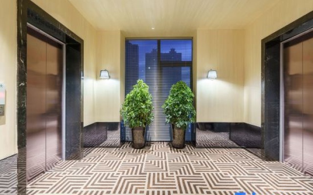 Yuexiang Huanpeng Hotel (Jingkai Wanda Plaza High-speed Railway Station) – Hotel Rooms – Urumqi