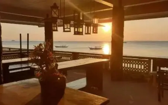 Raya Del Sol Dive Resort