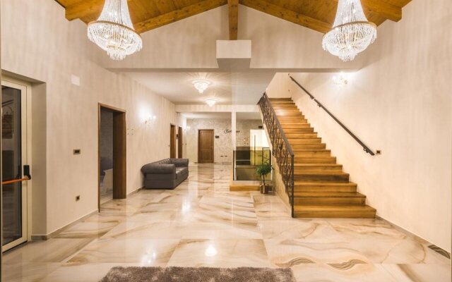 Wine Residence Cattunar