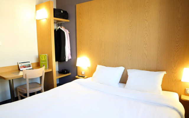 B&B HOTEL Aix-en-Provence Le Tholonet
