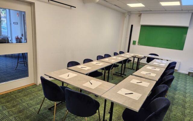 Sure Hotel by Best Western Livin City