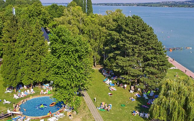 Club Tihany Resort
