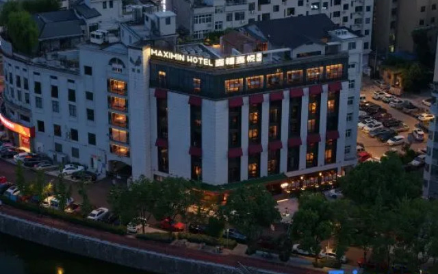 Maximin Hotel