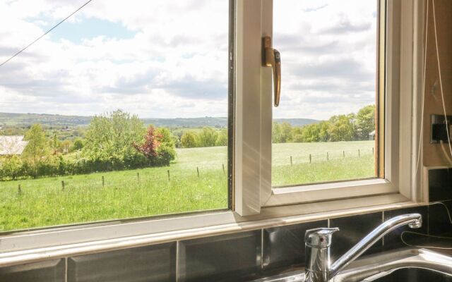 Quakerfield Lodge