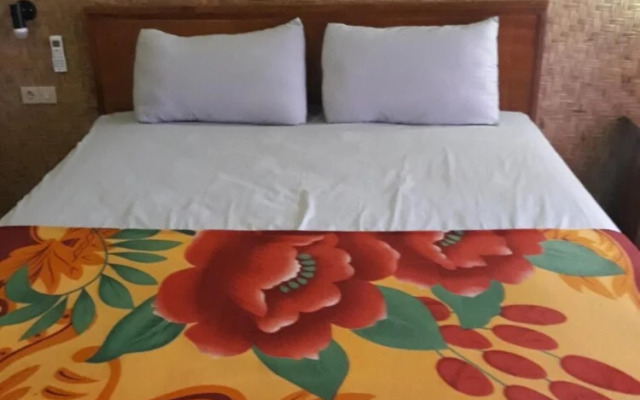 Menjangan Hostel