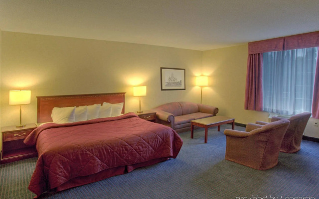 Quality Hotel & Suites