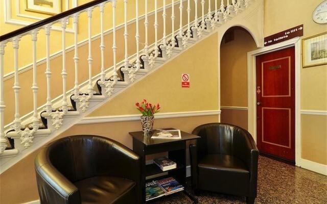 Hotel Oliver