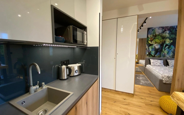 Tesla 8 Apartment