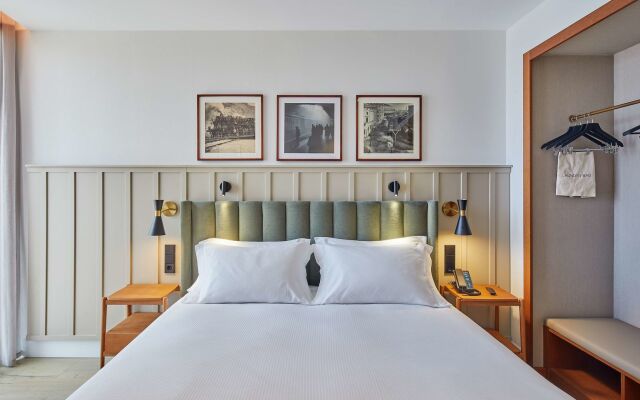 Via Sants Hotel Barcelona, Tapestry Collection by Hilton