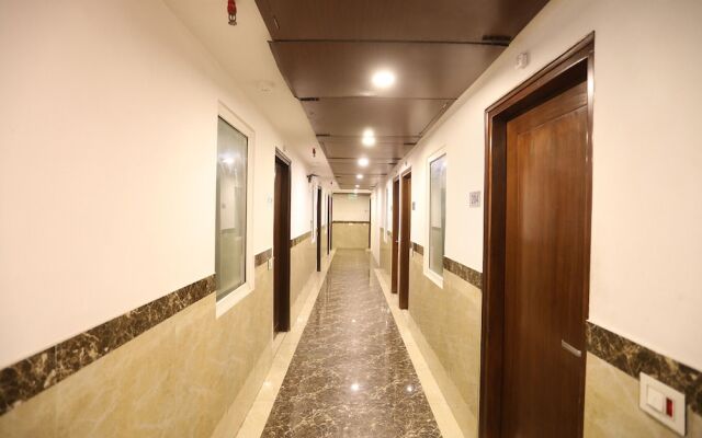 Fabhotel Station I