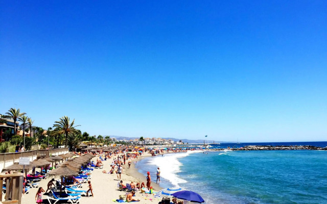 Beachside Luxury 2 bedroom apartment, Puerto Banus
