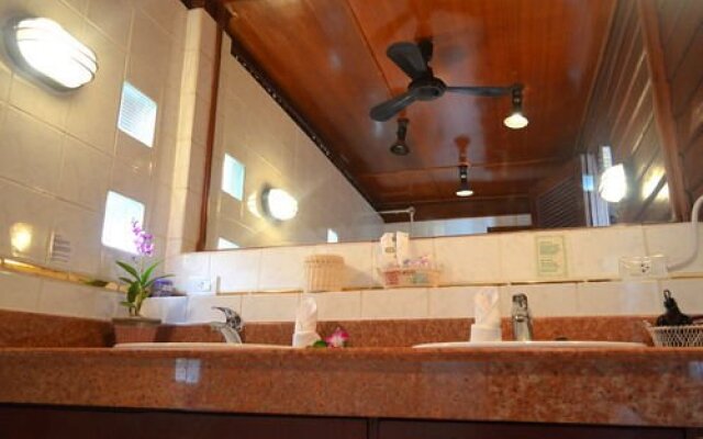 Beach Front Villa at Green Coconut Village (A1)