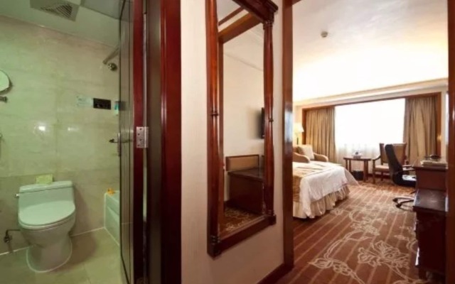 Fujian Sunshine Holiday Hotel