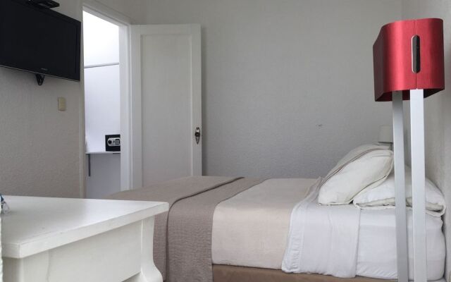 Distrito Condesa Rooms and Studios