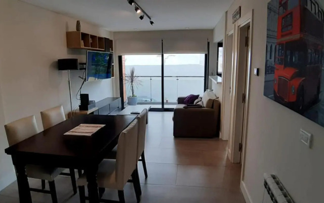 Departamento Moderno - Equipado y Con Cochera Privada