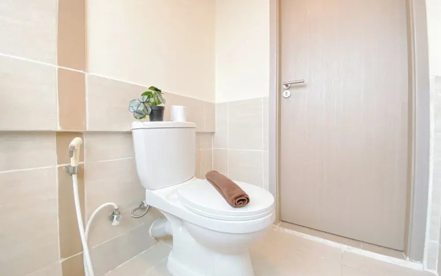 Cozy And Modern 2Br At Meikarta Apartment