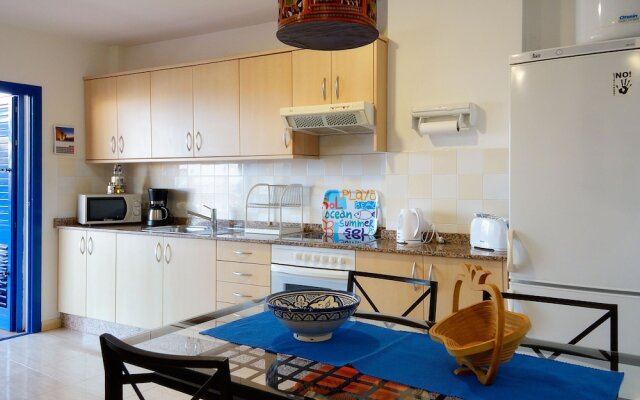 Comfortable Apartment in Arrecife With Terrace