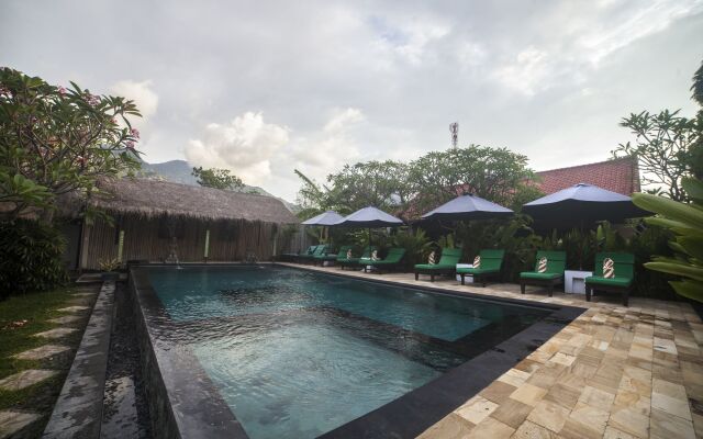 Man's Cottages and Spa