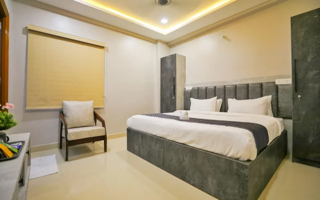 Hotel Ceasta, Next US Consulate Hyderabad, Gachibowli