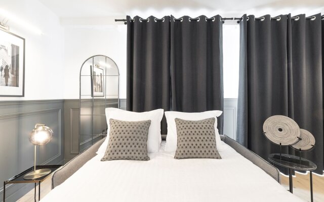 Luxury 4BDR Le Marais I by Livinparis