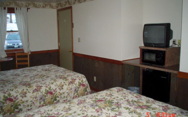 Maple Leaf Motel