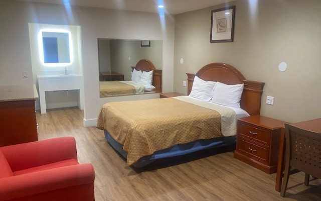 Royale Inn Motel