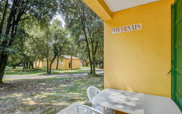 Gite in Holiday Park With Swimming Pool