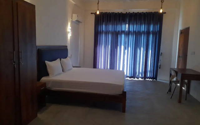 Surf Gangs Hotel