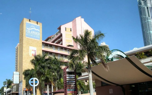 Islander Backpackers Resort