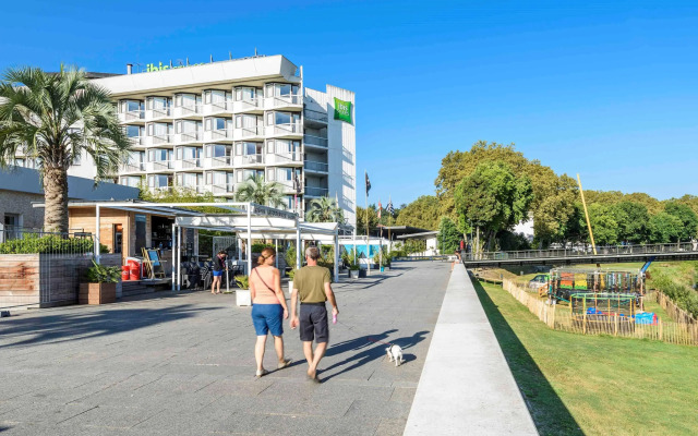 Ibis Styles Dax Center