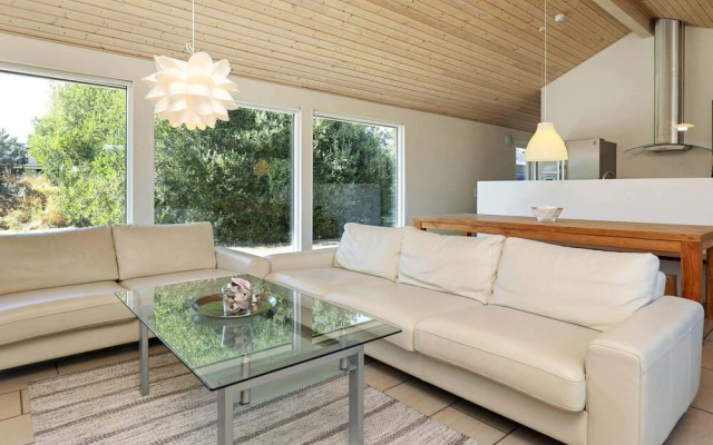 8 Person Holiday Home in Albaek-by Traum