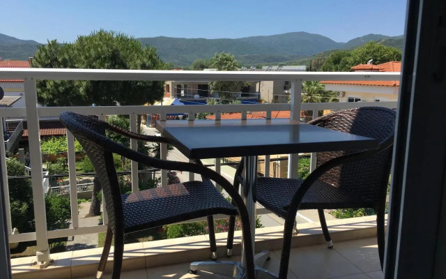 Iliadis House II