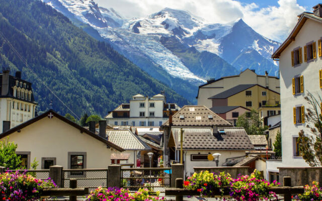 Carabiner: Residence Espace Montagne