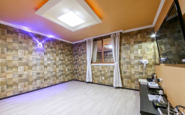 Gwangju Hwajeongdong Noblesse Business