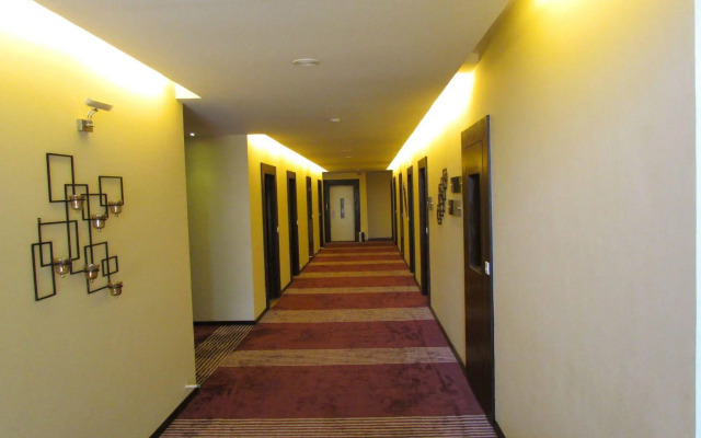 Hotel Pine Spring Wazir Bagh