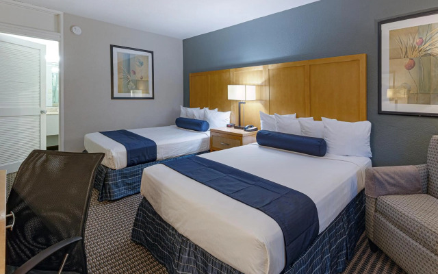 Travelodge by Wyndham Palm Springs