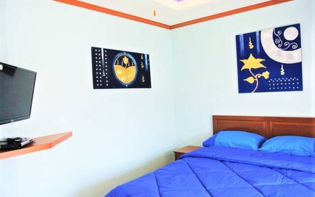 2 bed Condo Baan Suan Lalana